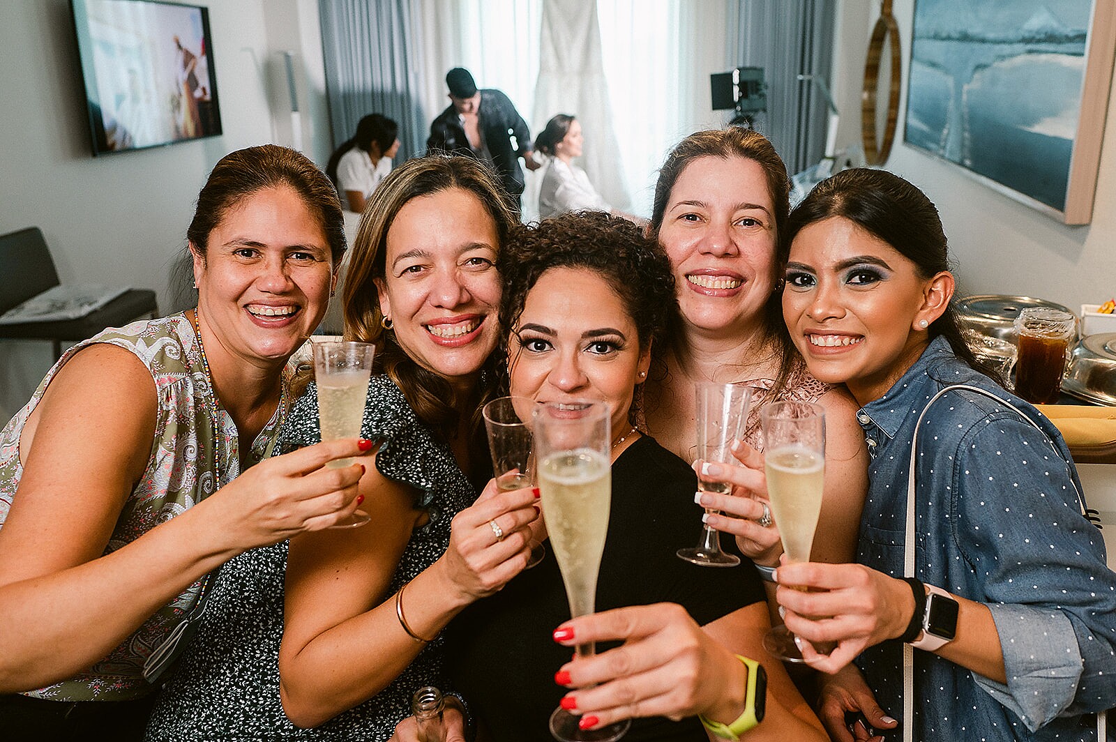 ASHRAF & XAVIERA-185